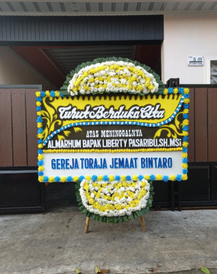 Papan Bunga Duka di Walitelon Utara